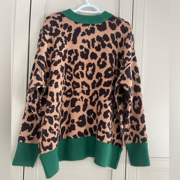 NWT Aerie Softest Luxe Crew Oversized Sweater Leopard & Green - Picture 9 of 11